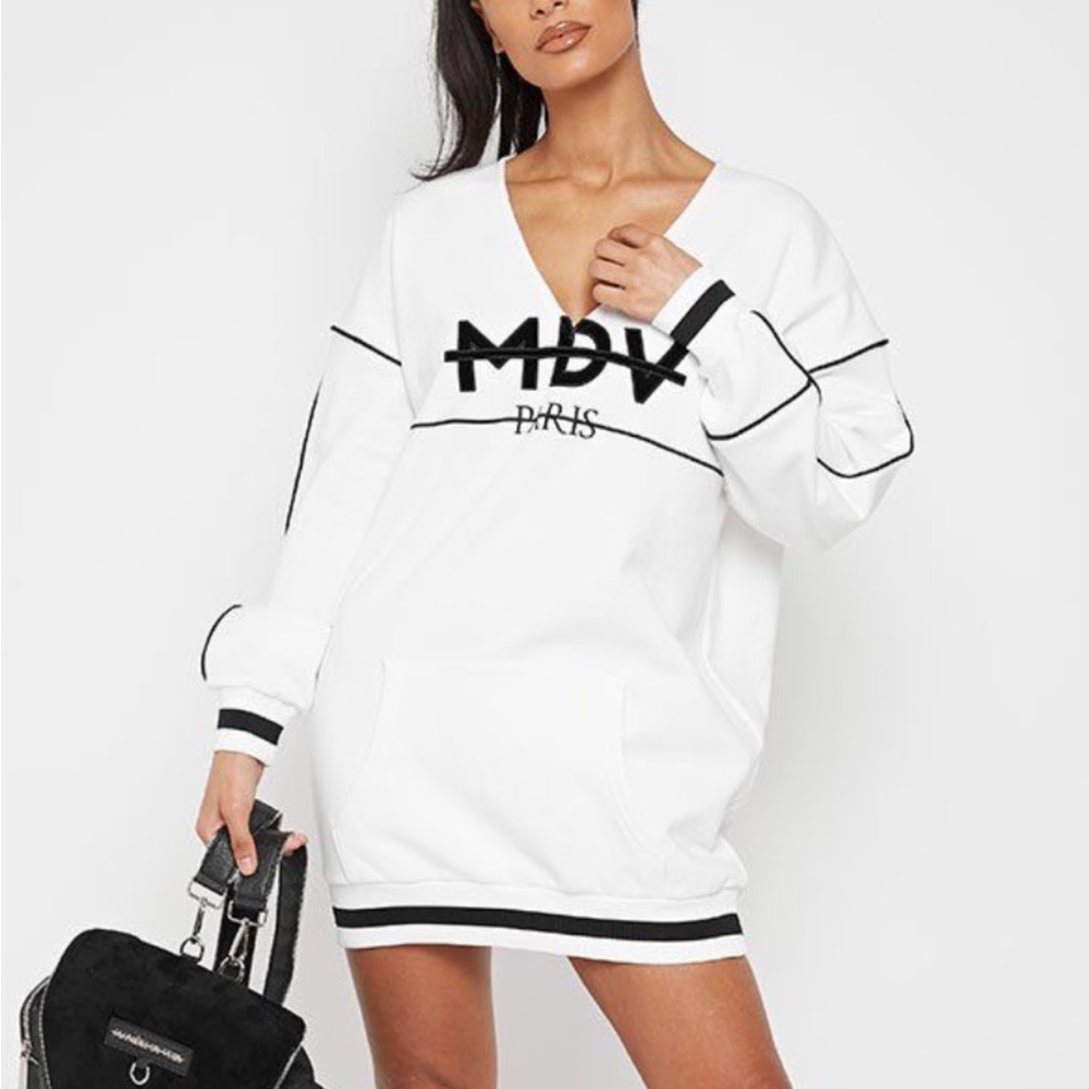 Manière de Voir White Sweatshirt Dress